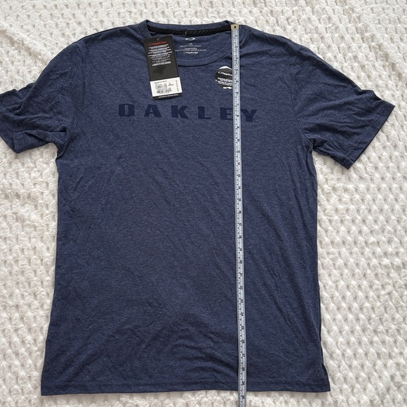 Oakley Shirt-Authentic-NWT - Picture 6 of 7